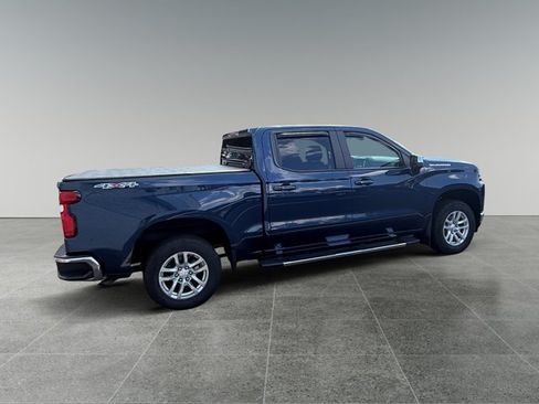 Used 2021 Chevrolet Silverado 1500 LT AWD/4WD image 5