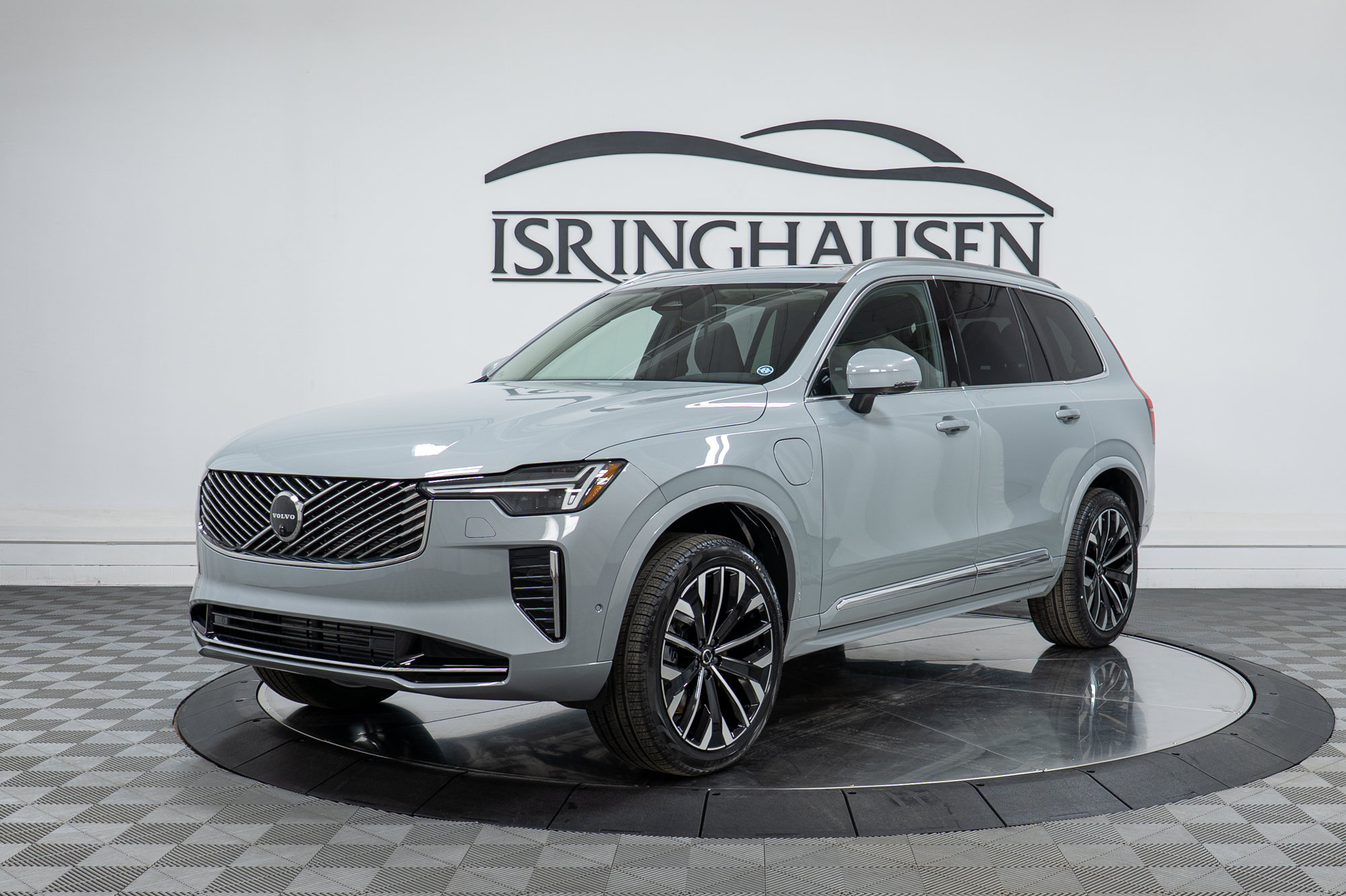 New 2026 Volvo XC90 T8 Plus w/ Protection Package Premier AWD/4WD image 1