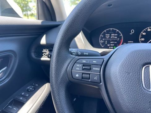 Used 2025 Honda HR-V LX image 22