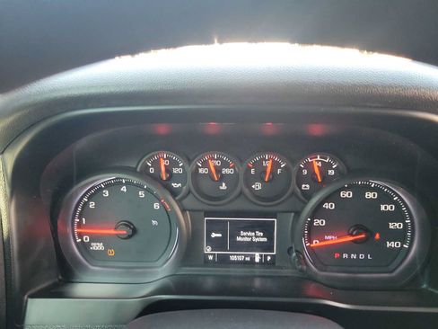 Used 2020 Chevrolet Silverado 1500 Custom w/ Custom Value Package RWD image 22