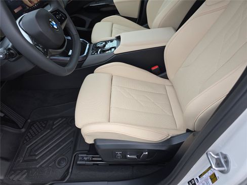 Certified 2026 BMW X3 xDrive30i w/ Premium Package AWD/4WD image 21