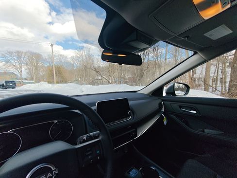 Used 2026 Nissan Rogue SV w/ Cold Weather Package image 14