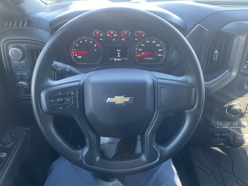 Used 2025 Chevrolet Silverado 2500 Custom w/ Custom Value Package image 20