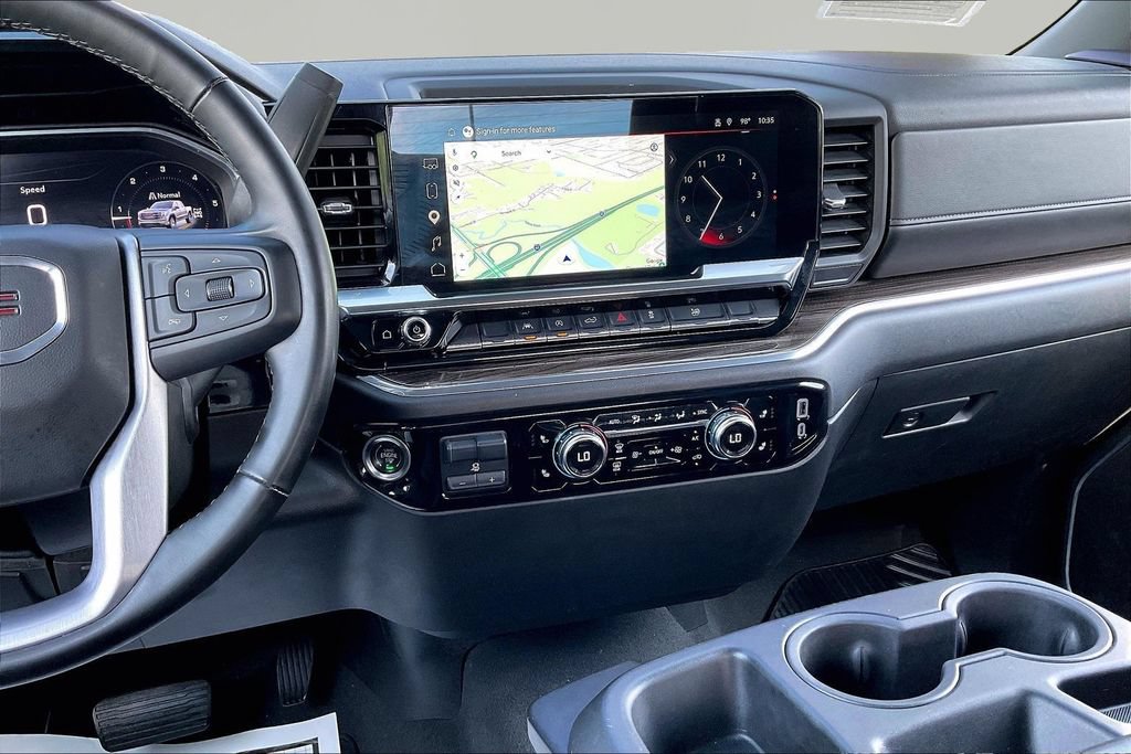 Used 2025 GMC Sierra 1500 Elevation AWD/4WD image 11