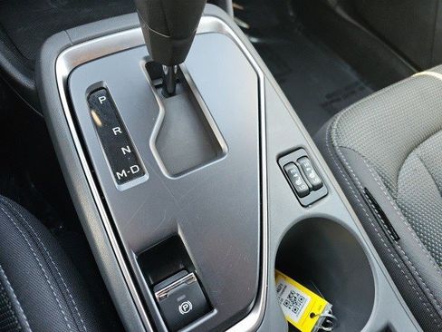 Used 2024 Subaru Crosstrek 2.0i Premium image 25