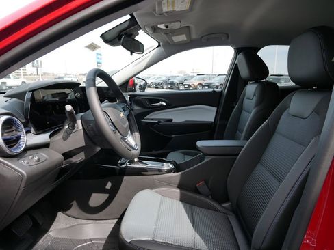 New 2026 Chevrolet Trax LT FWD image 15