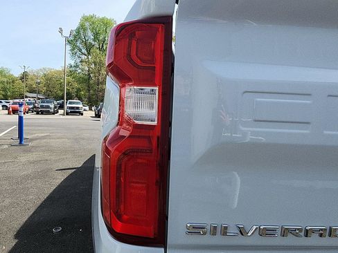 New 2026 Chevrolet Silverado 1500 LTZ w/ Technology Package AWD/4WD image 13