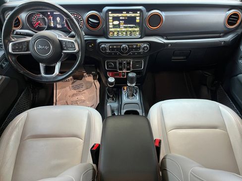 Used 2021 Jeep Gladiator Mojave AWD/4WD image 16