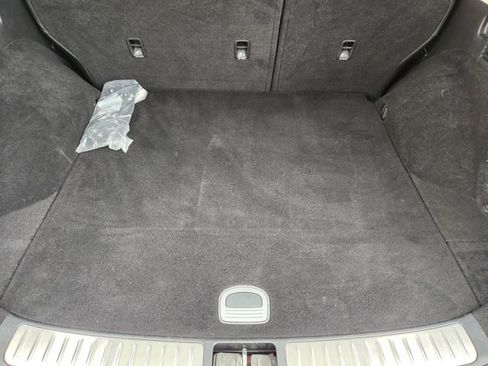 Used 2022 Genesis GV70 2.5T w/ Advanced Package image 23