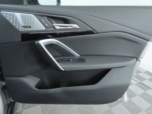 Used 2025 BMW X1 xDrive28i w/ Premium Package image 26