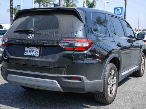 Used 2024 Honda Pilot EX-L image 7
