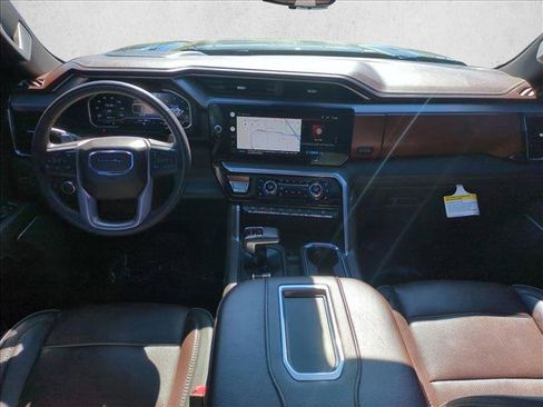 Used 2022 GMC Sierra 1500 Denali w/ Denali Reserve Package image 19