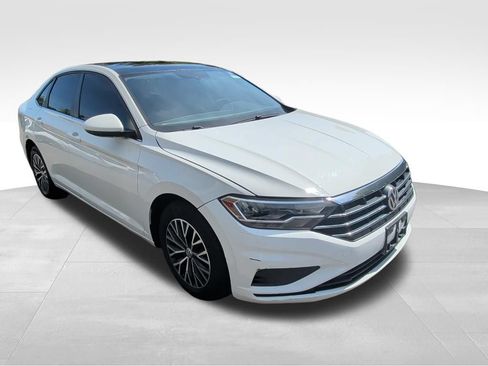 Used 2019 Volkswagen Jetta R-Line FWD image 9