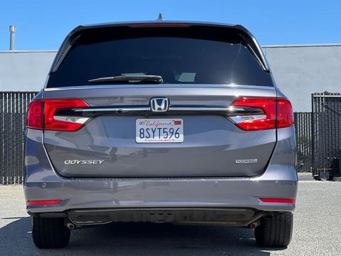 Used 2021 Honda Odyssey Touring image 4