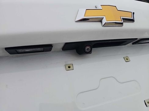 Used 2023 Chevrolet Equinox LT image 34