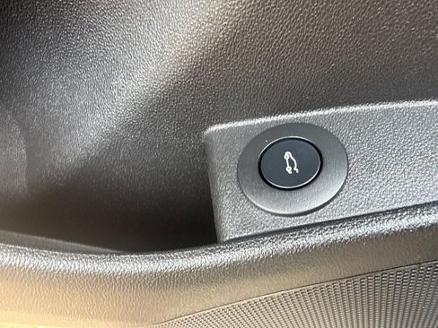 Used 2019 Buick LaCrosse Essence w/ Sun and Shade Package AWD/4WD image 24