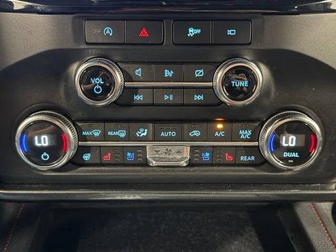 Used 2022 Ford Expedition Limited AWD/4WD image 23