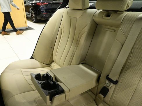 Used 2023 BMW 540i xDrive w/ Premium Package image 17