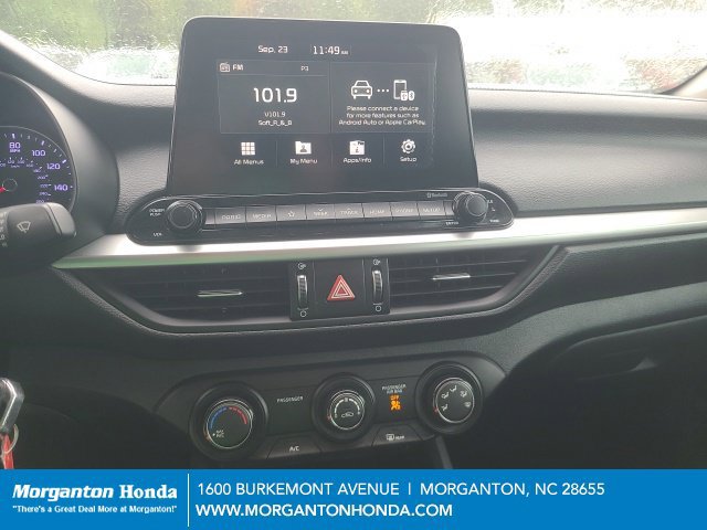 Used 2020 Kia Forte LXS FWD image 13