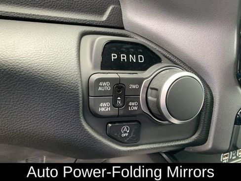 New 2025 RAM 1500 Big Horn AWD/4WD image 26