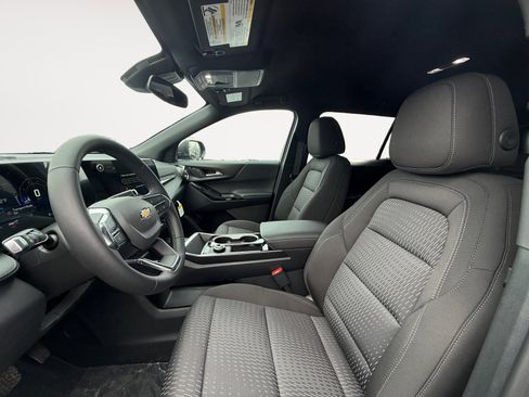 New 2026 Chevrolet Equinox LT image 9