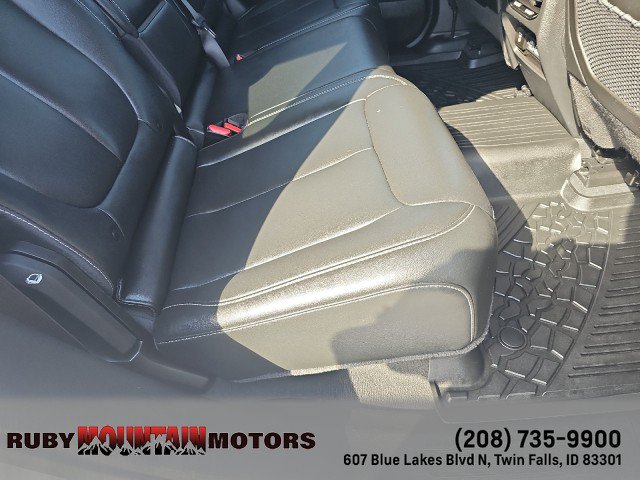 Used 2023 Jeep Grand Cherokee 4WD 4xe image 32