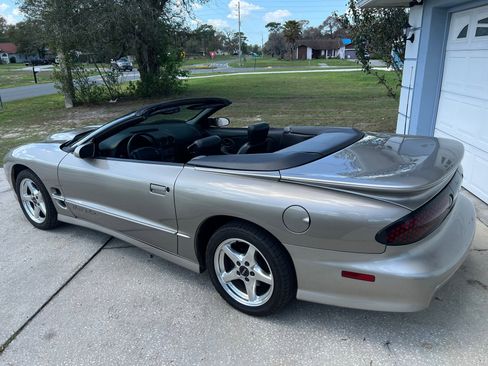 Used 2000 Pontiac Firebird Trans Am RWD image 8