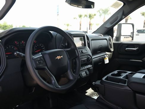 New 2026 Chevrolet Silverado 2500 W/T w/ WT Convenience Package image 11