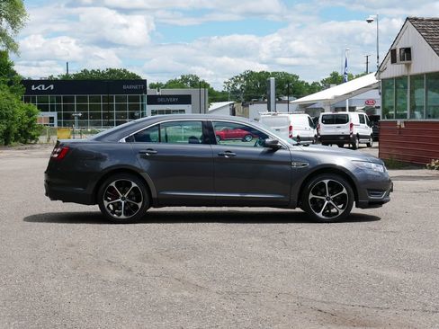 Used 2015 Ford Taurus SEL w/ Equipment Group 201A FWD image 2
