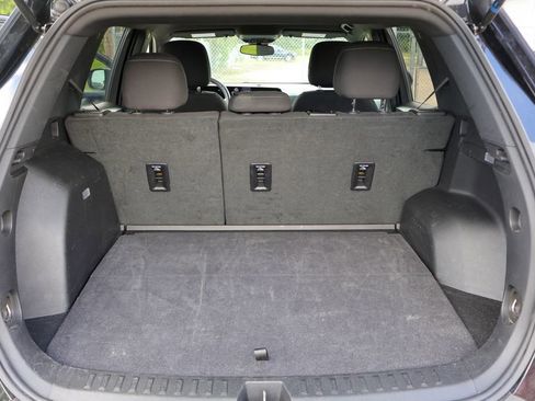 Used 2025 Chevrolet Equinox LT FWD image 26
