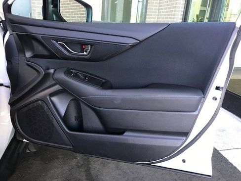 Used 2022 Subaru Outback Premium image 19