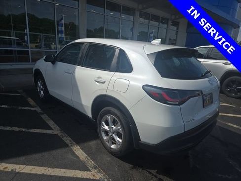 Used 2025 Honda HR-V LX image 8
