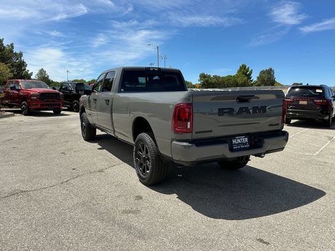 New 2026 RAM 2500 Big Horn AWD/4WD image 4