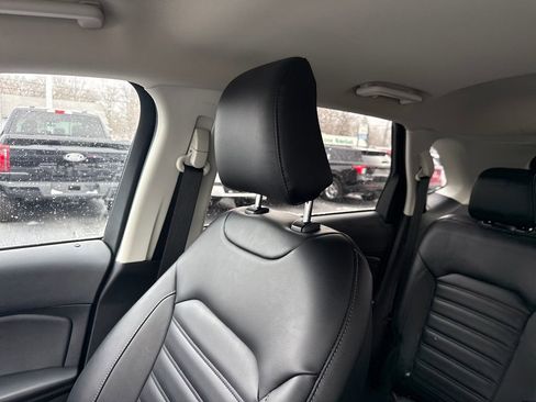 Used 2024 Ford Edge SEL w/ Convenience Package image 38