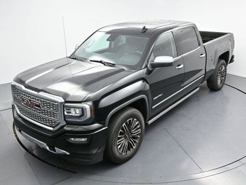 Used 2017 GMC Sierra 1500 Denali w/ Denali Ultimate Package AWD/4WD image 39