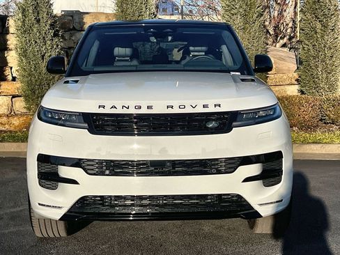 Used 2025 Land Rover Range Rover Sport Dynamic SE image 8
