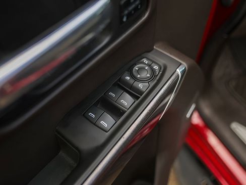 Used 2020 Chevrolet Silverado 1500 LTZ w/ LTZ Premium Package image 26