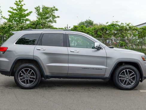 Used 2019 Jeep Grand Cherokee Limited w/ Luxury Group II AWD/4WD image 8