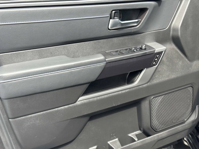 Used 2024 Toyota Sequoia Platinum AWD/4WD image 18