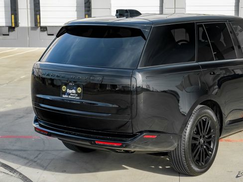 Used 2024 Land Rover Range Rover SE image 17