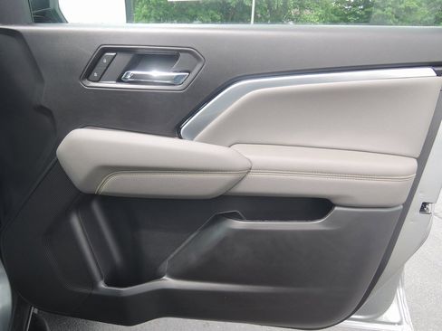 New 2025 Chevrolet Colorado ZR2 w/ Technology Package image 40