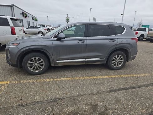 Used 2019 Hyundai Santa Fe SEL image 4