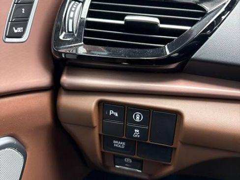 Used 2023 Acura RDX FWD w/ Technology Package image 10