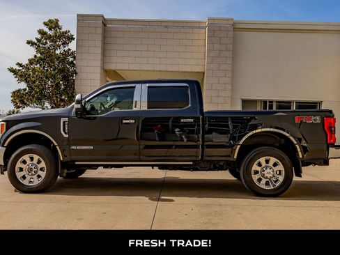 Used 2017 Ford F250 King Ranch w/ King Ranch Ultimate Package image 5