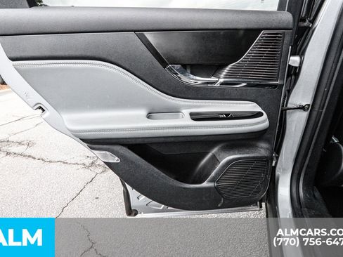 Used 2022 Lincoln Corsair AWD w/ Equipment Group 101A image 56