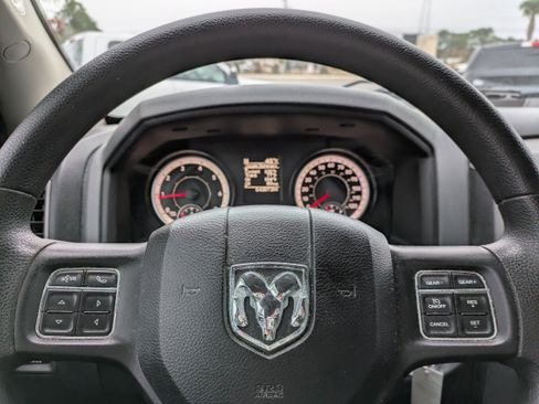 Used 2018 RAM 1500 Express image 28