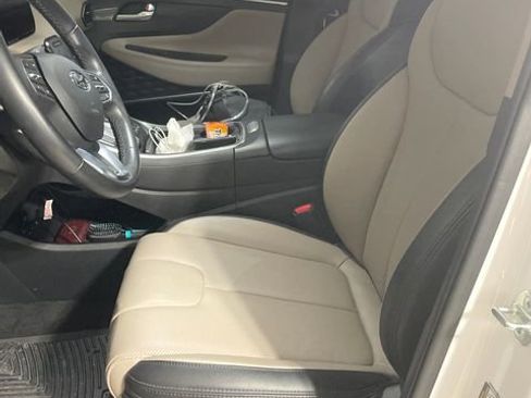 Used 2023 Hyundai Santa Fe SEL w/ Premium Package image 10