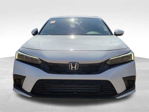 Used 2024 Honda Civic EX-L image 3