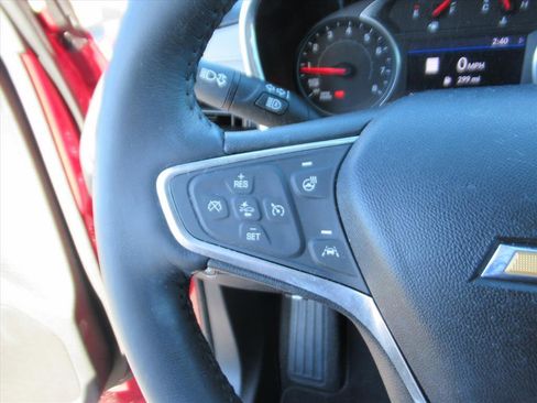 Used 2019 Chevrolet Equinox Premier image 17