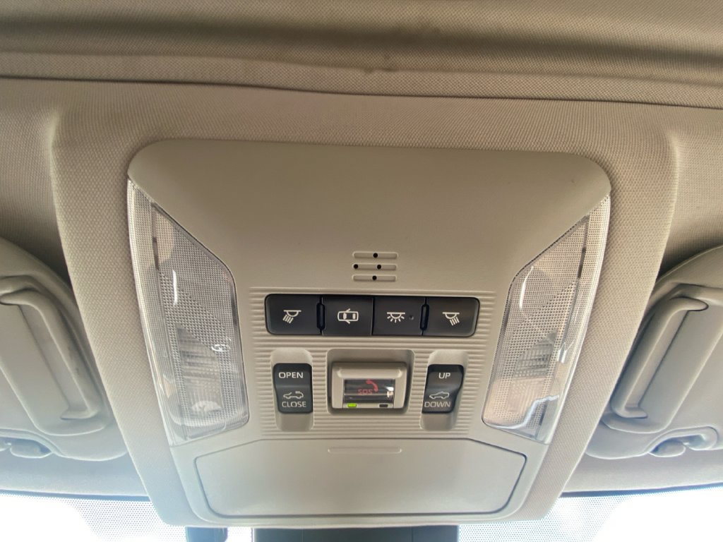 Used 2020 Toyota RAV4 XLE w/ Convenience Package AWD/4WD image 26